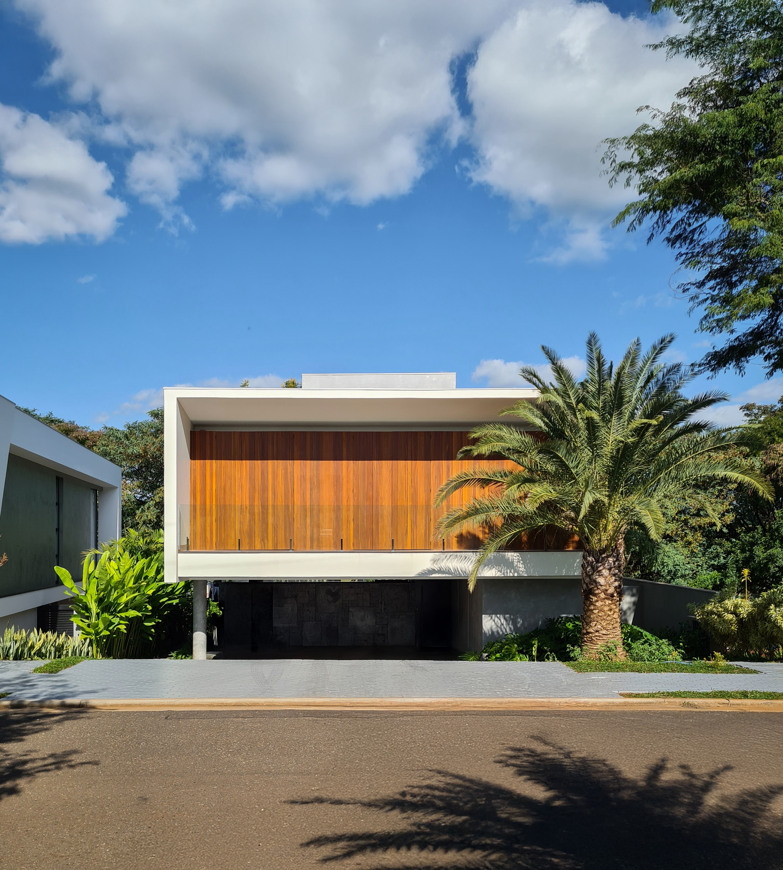 20220519_142239 20220519_142239